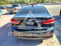 2018 Hyundai Elantra фото