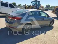 2018 Hyundai Elantra photo