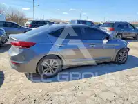 2018 Hyundai Elantra фото