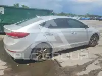 2018 Hyundai Elantra photo