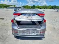 2018 Hyundai Elantra фото