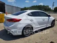 2018 Hyundai Elantra фото