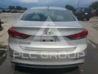 2018 Hyundai Elantra photo