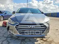 2018 Hyundai Elantra photo