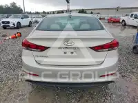 2018 Hyundai Elantra photo