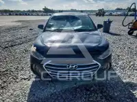 2018 Hyundai Elantra photo