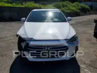 2018 Hyundai Elantra фото