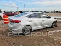 2018 Hyundai Elantra фото