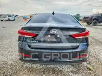 2018 Hyundai Elantra photo