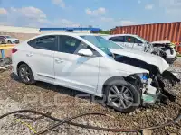 2018 Hyundai Elantra фото