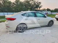 2018 Hyundai Elantra фото
