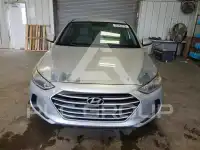 2018 Hyundai Elantra photo