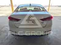 2018 Hyundai Elantra фото
