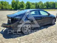 2018 Hyundai Elantra фото