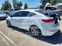2018 Hyundai Elantra фото