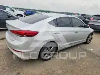 2018 Hyundai Elantra фото