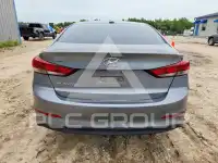 2018 Hyundai Elantra фото