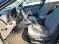 2018 Hyundai Elantra photo