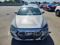 2018 Hyundai Elantra photo