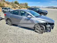 2018 Hyundai Elantra photo