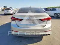 2018 Hyundai Elantra фото