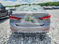 2018 Hyundai Elantra фото