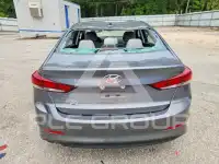 2018 Hyundai Elantra фото