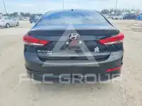 2018 Hyundai Elantra photo