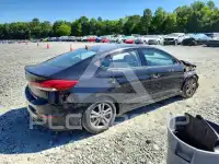 2018 Hyundai Elantra фото