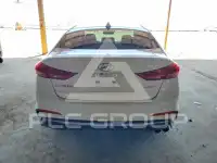 2018 Hyundai Elantra фото