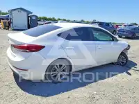 2018 Hyundai Elantra фото