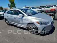 2018 Hyundai Elantra фото