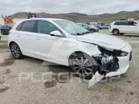 2018 Hyundai Elantra фото