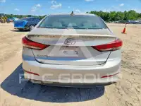 2018 Hyundai Elantra фото
