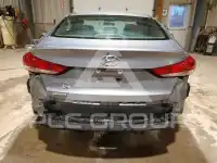 2018 Hyundai Elantra фото
