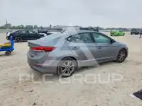 2018 Hyundai Elantra фото