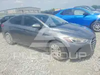 2018 Hyundai Elantra фото
