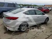 2018 Hyundai Elantra фото