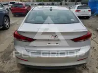 2018 Hyundai Elantra фото