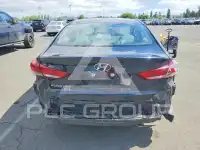 2018 Hyundai Elantra фото