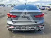 2018 Hyundai Elantra photo
