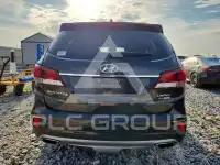 2018 Hyundai Santa Fe photo