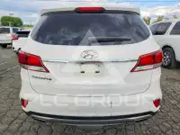 2018 Hyundai Santa Fe photo