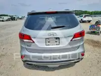 2018 Hyundai Santa Fe photo