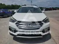 2018 Hyundai Santa Fe photo