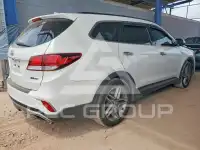 2018 Hyundai Santa Fe photo