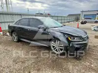 2018 Volkswagen Passat photo