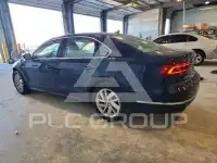 2018 Volkswagen Passat photo