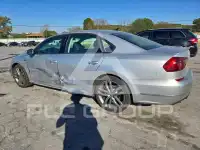 2018 Volkswagen Passat фото