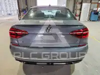 2018 Volkswagen Passat photo